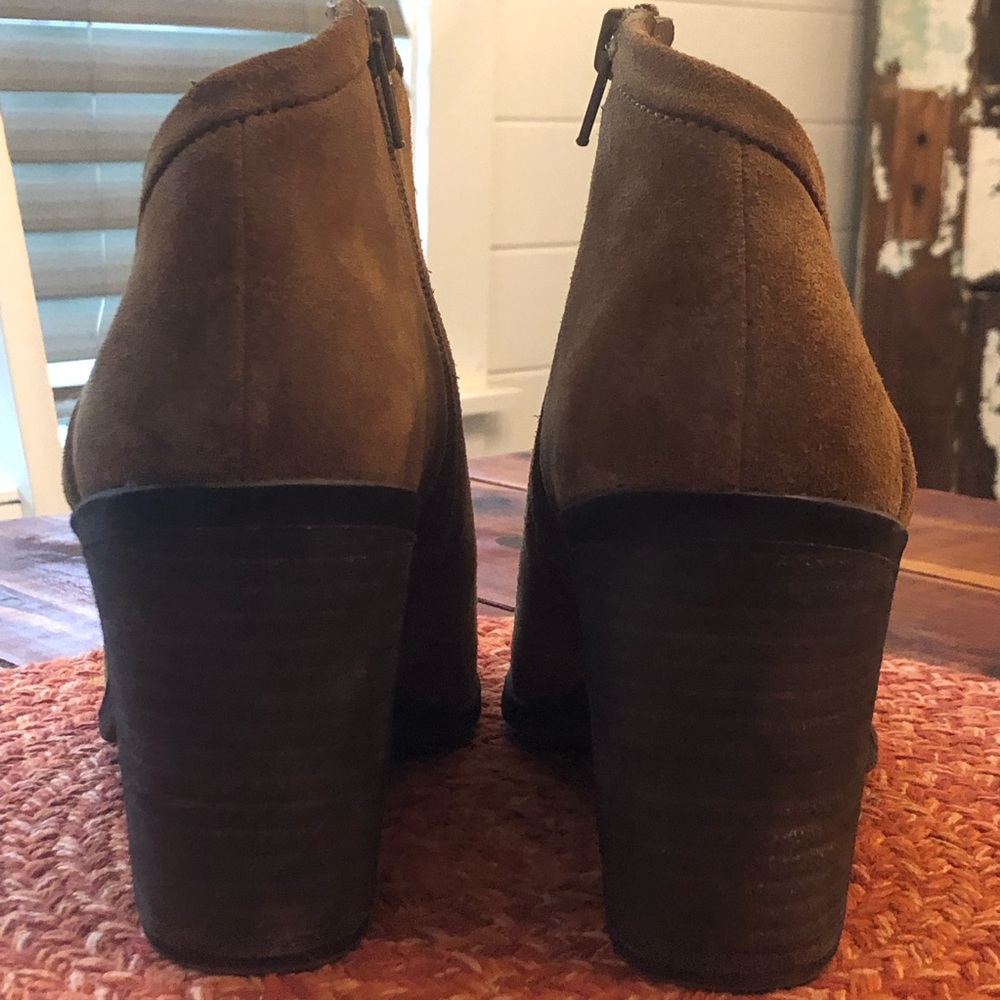 Lucky Brand Tan Suede Ankle Boots - Picture 5 of 11